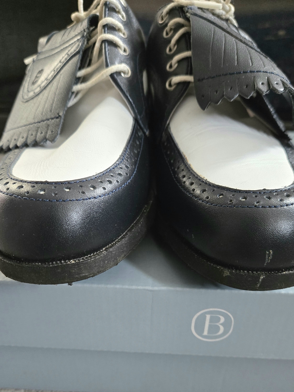 Footjoy Women's Two-Tone Black and White Leather Shoes Size US 7.5 - Picture 6 of 10